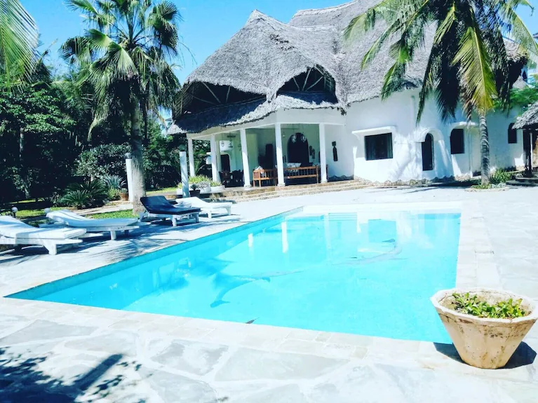 AJM Tours & Safaris - Maua house, Watamu