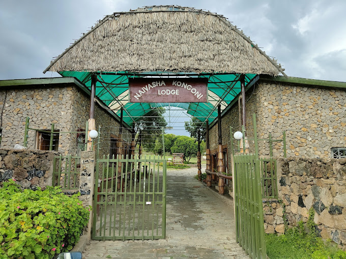 AJM Tours & Safaris - Naivasha Kongoni Lodge